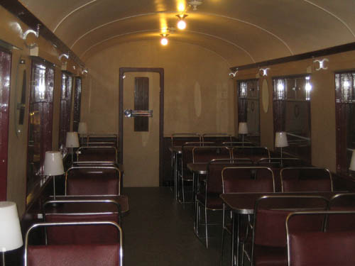 Saloon E end